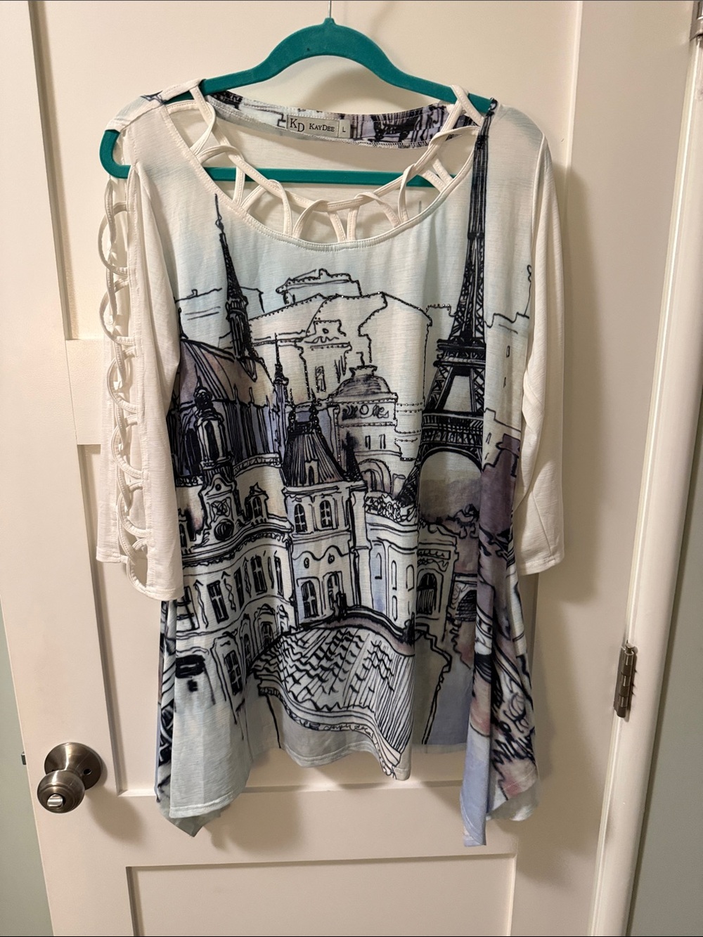 Ardell White & Light Blue Paris Skyline Lace-Up Sleeve Tunic